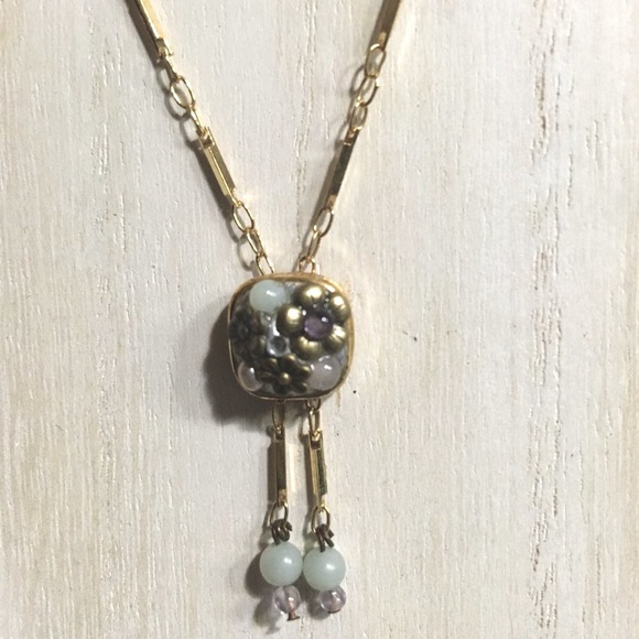 GENUINE MICHAL GOLAN GOLD TONE CARVED LT GREY LILAC, LT BLUE FLORAL NECKLACE 16" - Picture 2 of 9